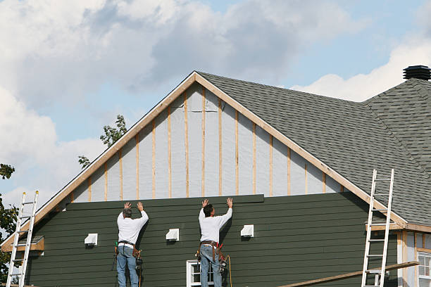 Professional Siding Replacement technician working in Mount Holly, NC